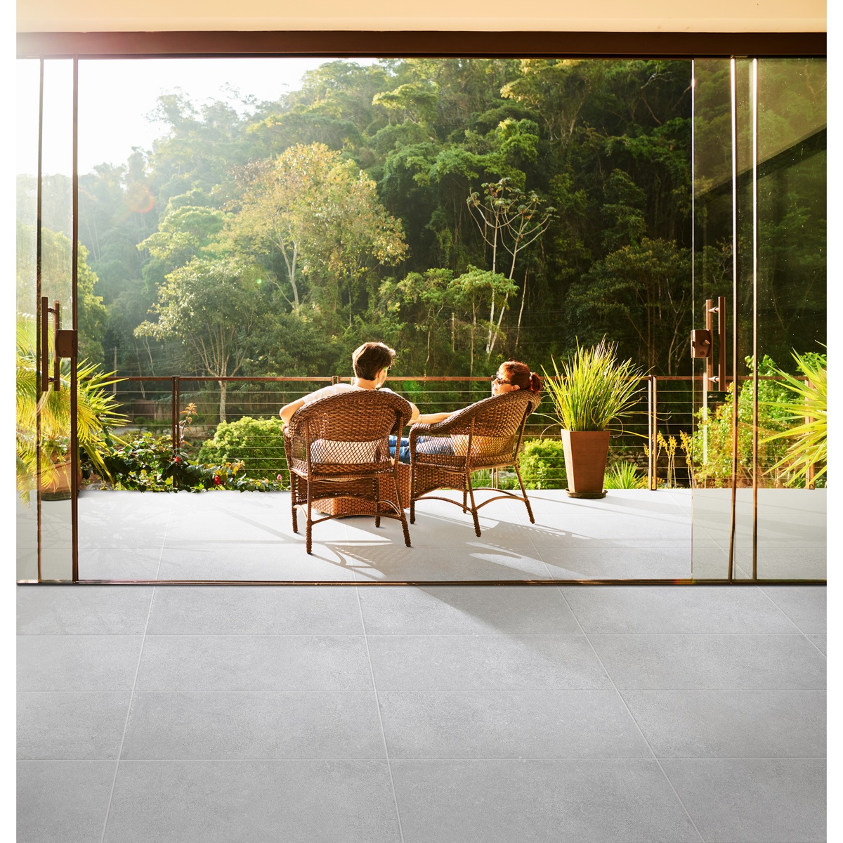 608702511-ambiente-piso-porcelanato-rec-west-ard-gris-claro-cd-2.jpg