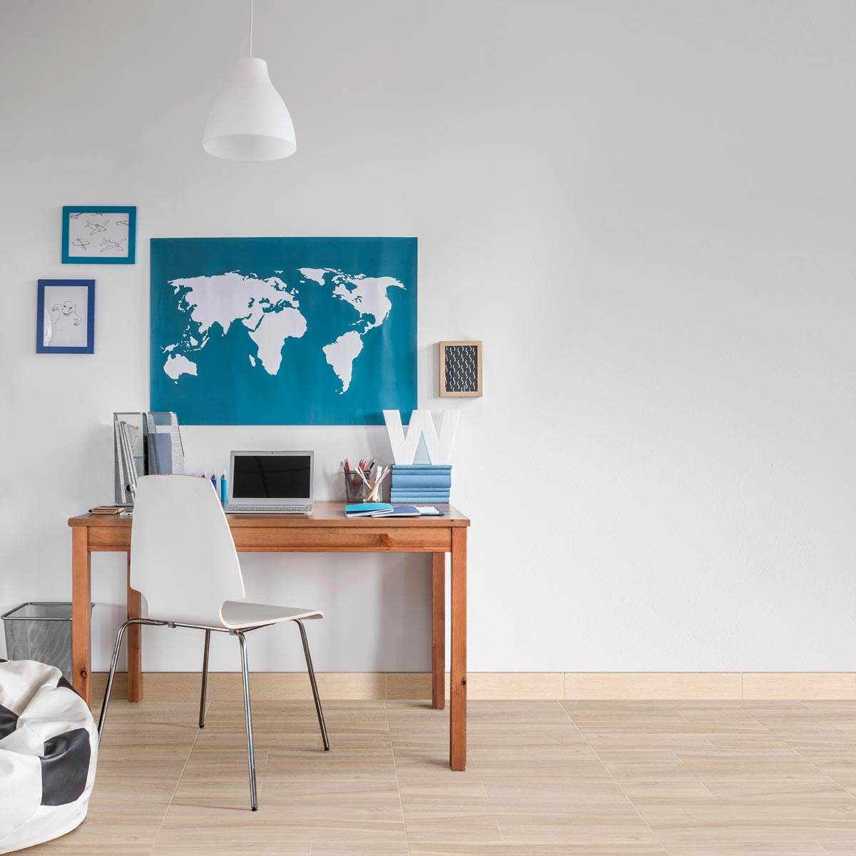 Ambiente Guardaescobas Madera Beige Cara Única